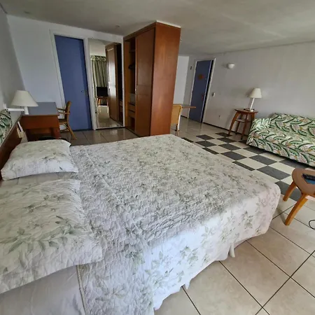 Iate Plaza - Flat 712 Particular