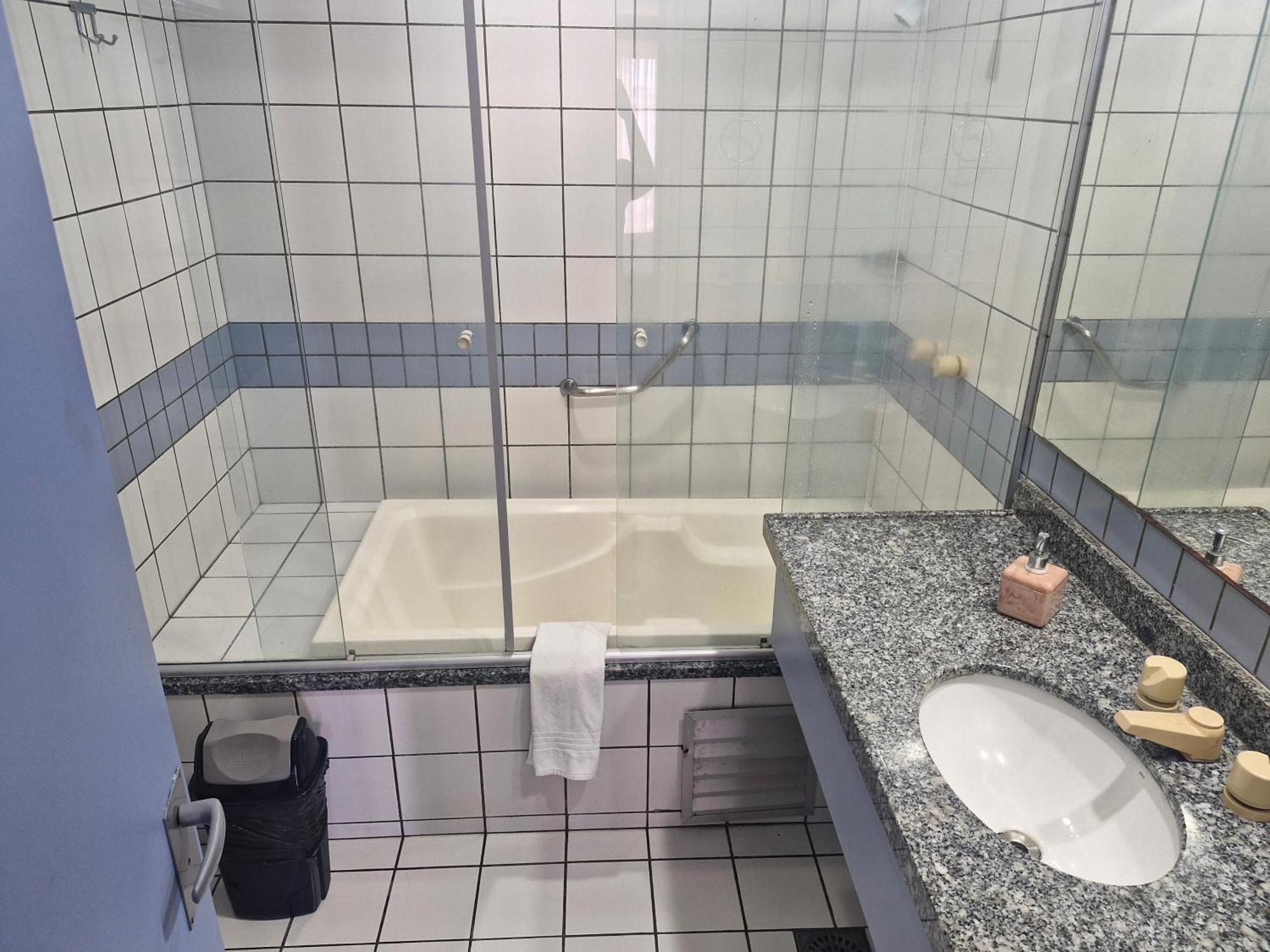 Iate Plaza - Flat 712 Particular 3*